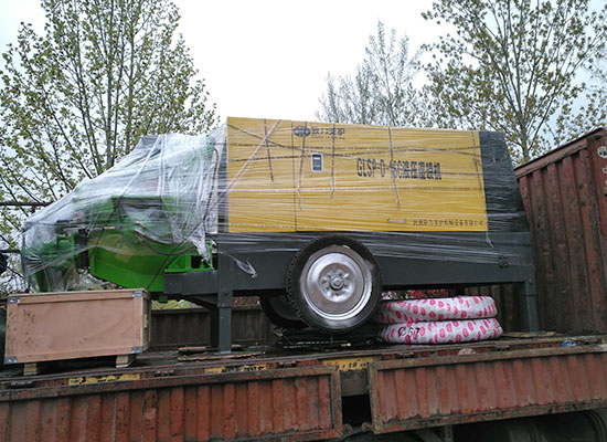 雙噴液壓混凝土濕噴機發(fā)貨現(xiàn)場